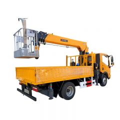 蓝牌随车吊3-6吨